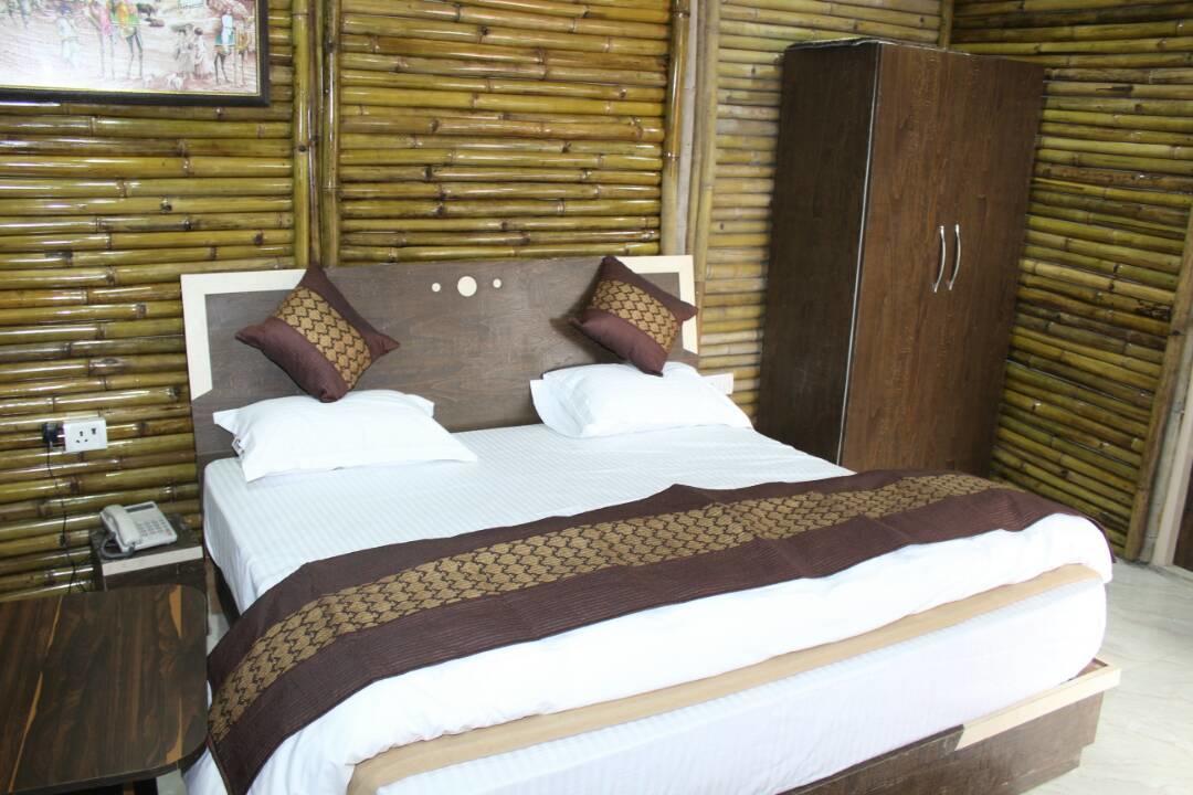 V Resorts Glamwoods Dhanulti Dhanaulti Buitenkant foto